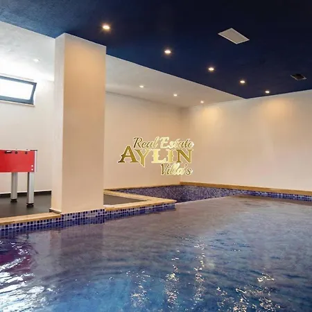 Oriental In Nature With Private Pool *